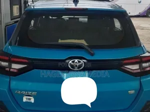 Toyota Raize 2022 Blue