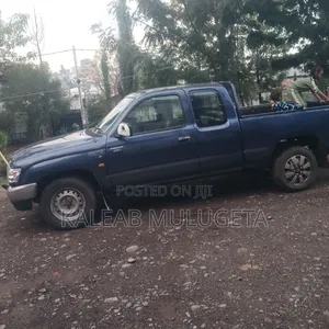 Toyota Hilux 2002 Beige