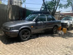 Toyota Corolla 1991 Gray