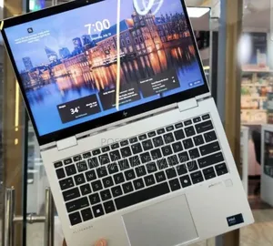 New Laptop HP Elitebook 830 G11 32GB Intel Core Ultra 7 SSD 512GB