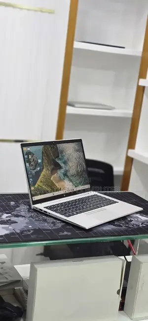 New Laptop HP EliteBook 845 G8 16GB AMD Ryzen 7 SSD 512GB