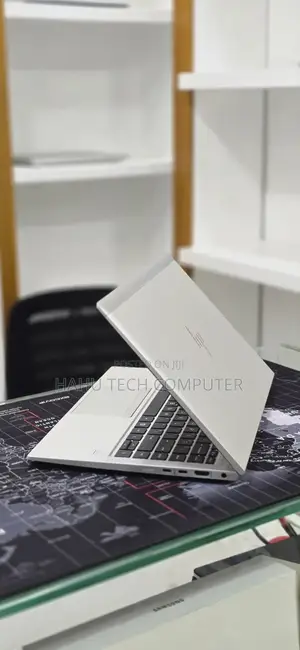 New Laptop HP EliteBook 845 G8 16GB AMD Ryzen 7 SSD 512GB