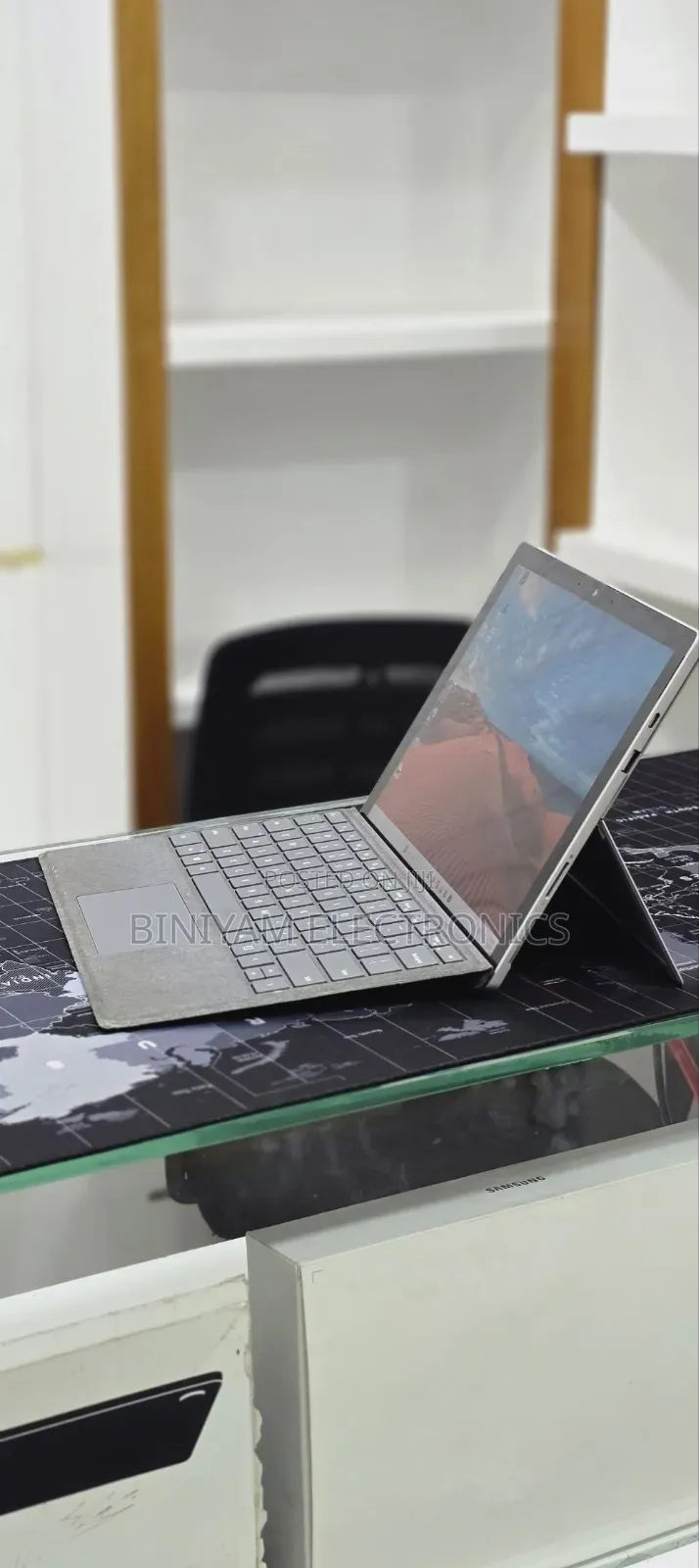 New Laptop Microsoft Surface Pro 7 16GB Intel Core i5 SSD 256GB