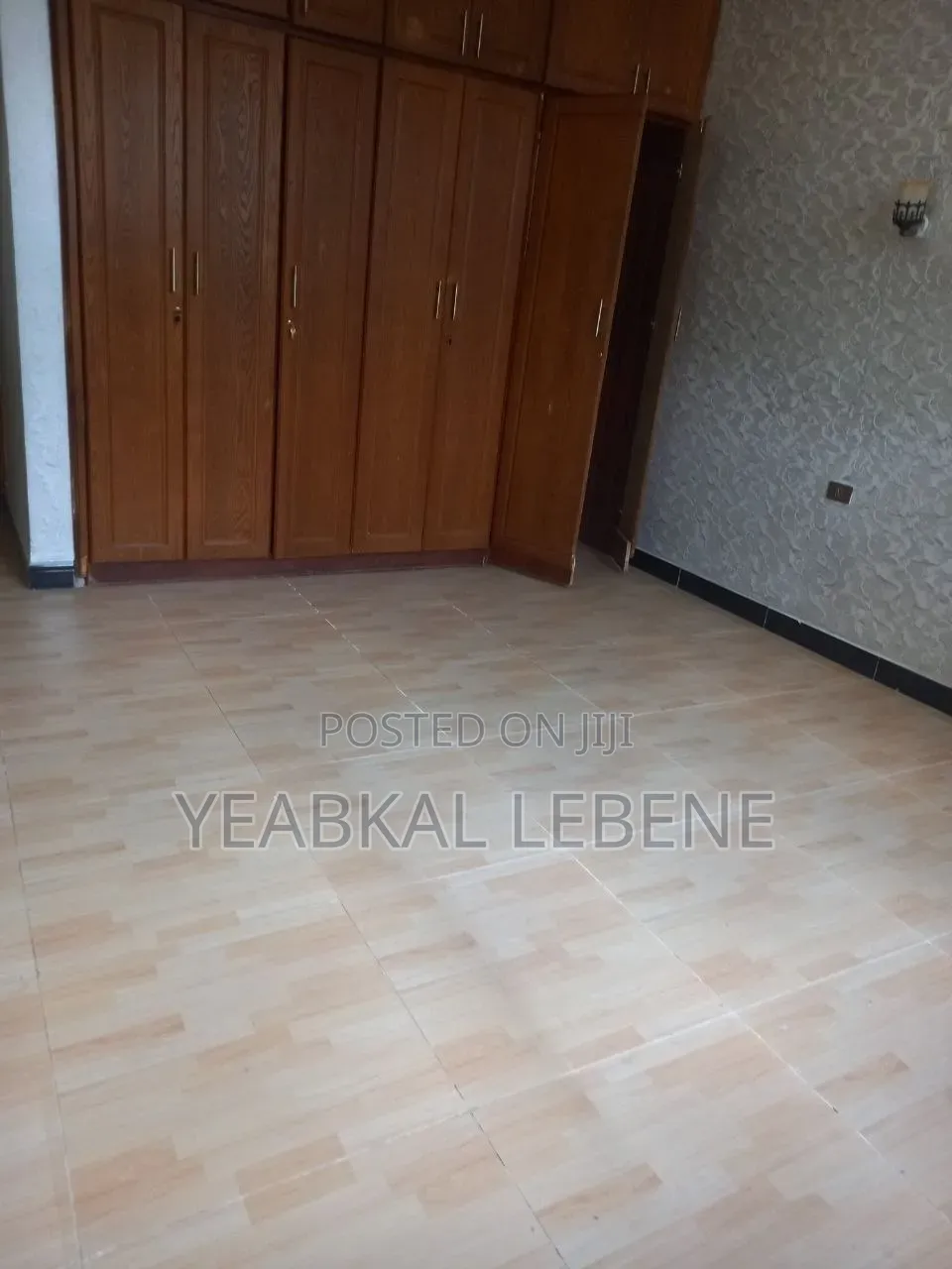 Furnished 5bdrm Villa in Bole for sale