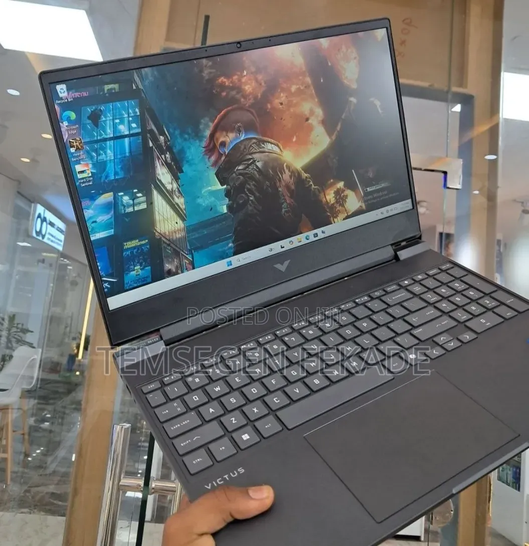 New Laptop HP Victus 15 16GB Intel Core i5 SSD 1T