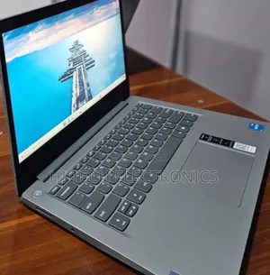 New Laptop Lenovo Ideapad 3 8GB Intel Core i3 SSD 256GB