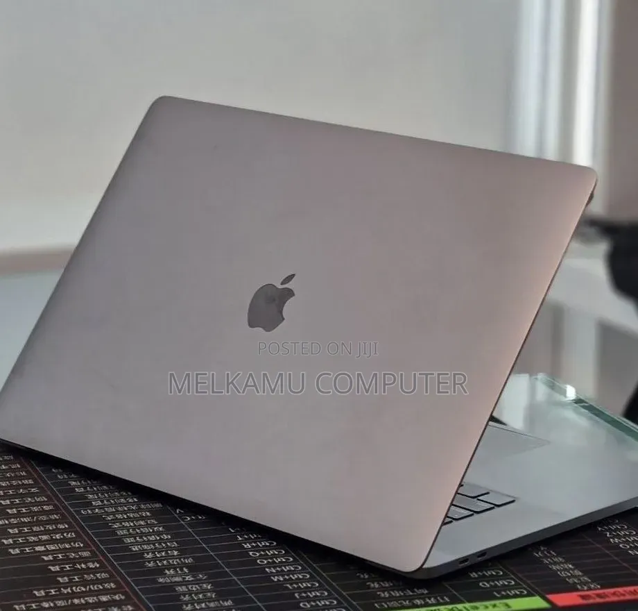 New Laptop Apple MacBook Pro 2019 16GB Intel Core i9 SSD 2T