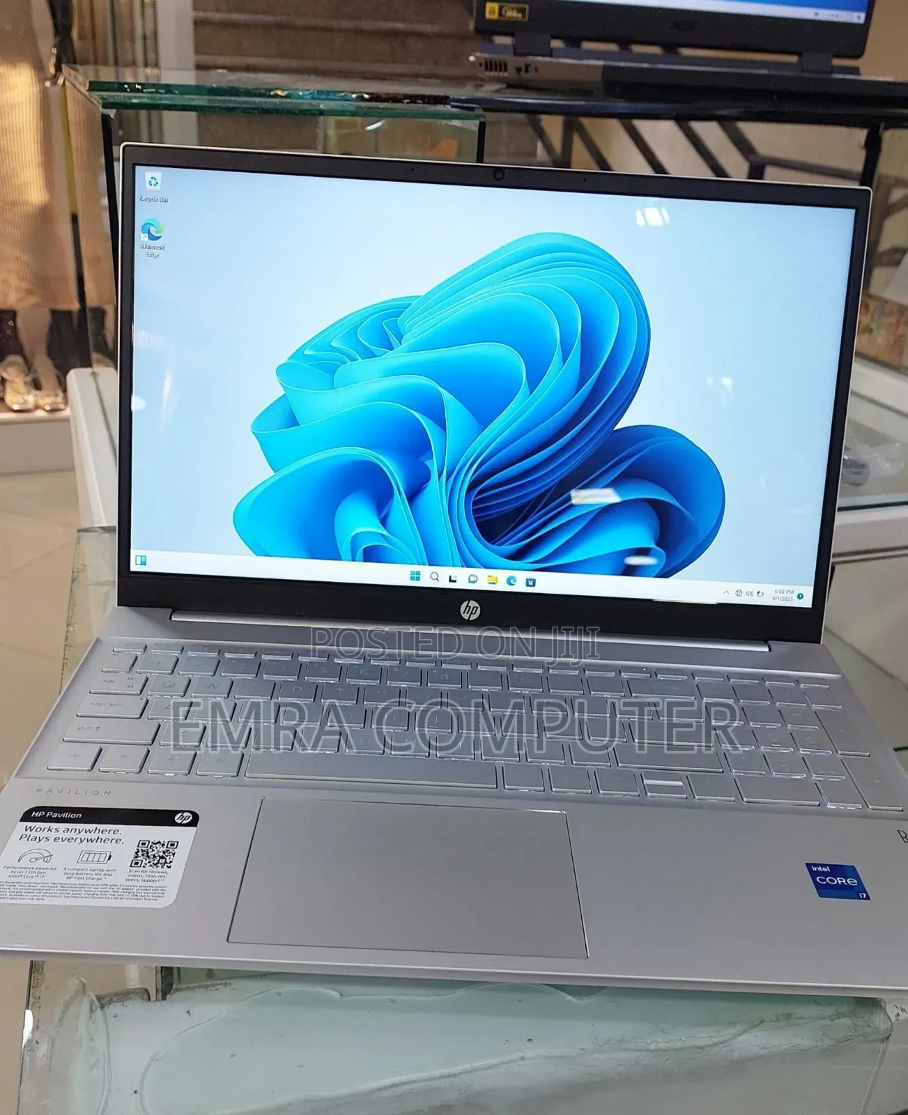 New Laptop HP 8GB Intel Core i7 SSD 1T