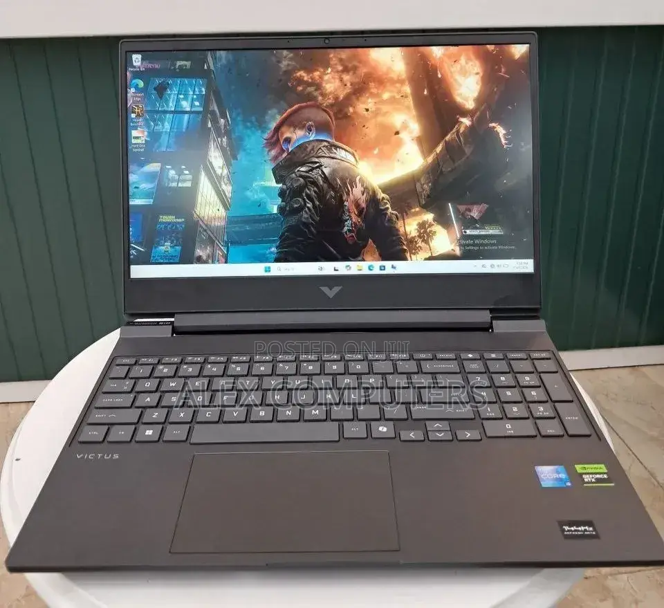 New Laptop HP Victus 15 16GB Intel Core i5 SSD 512GB