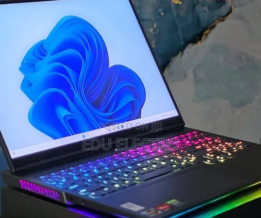 New Laptop Lenovo Legion 5 32GB AMD Ryzen 9 SSD 1T