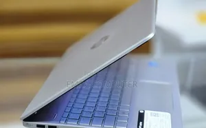 New Laptop HP 8GB Intel Core i3 SSD 256GB