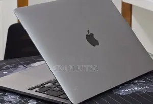 New Laptop Apple MacBook Pro 2020 M1 16GB Apple M1 Pro SSD 512GB