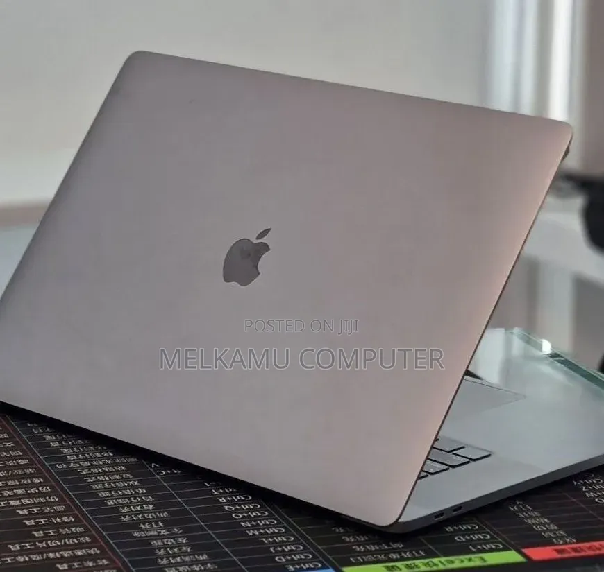 New Laptop Apple MacBook Pro 2019 16GB Intel Core i9 SSD 2T