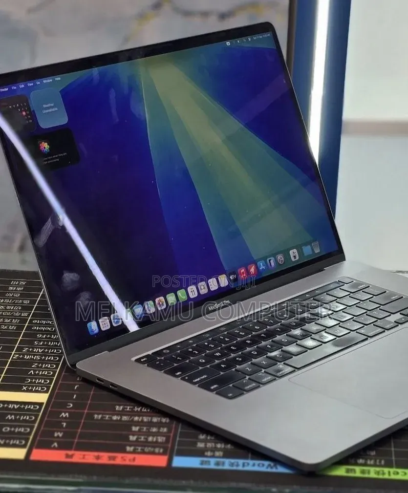 New Laptop Apple MacBook Pro 2019 16GB Intel Core i9 SSD 2T
