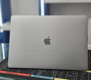 New Laptop Apple MacBook Pro 2019 32GB Intel Core i9 SSD 1T