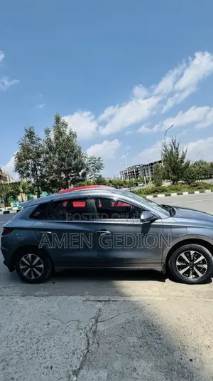 BYD E2 43 kWh 94 hp FWD 2025 Gray