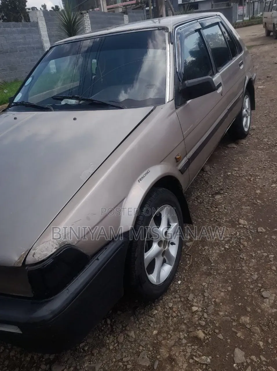 Toyota Corolla 1985 Gray