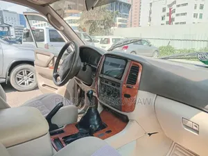 Toyota Land Cruiser 2003 Gold