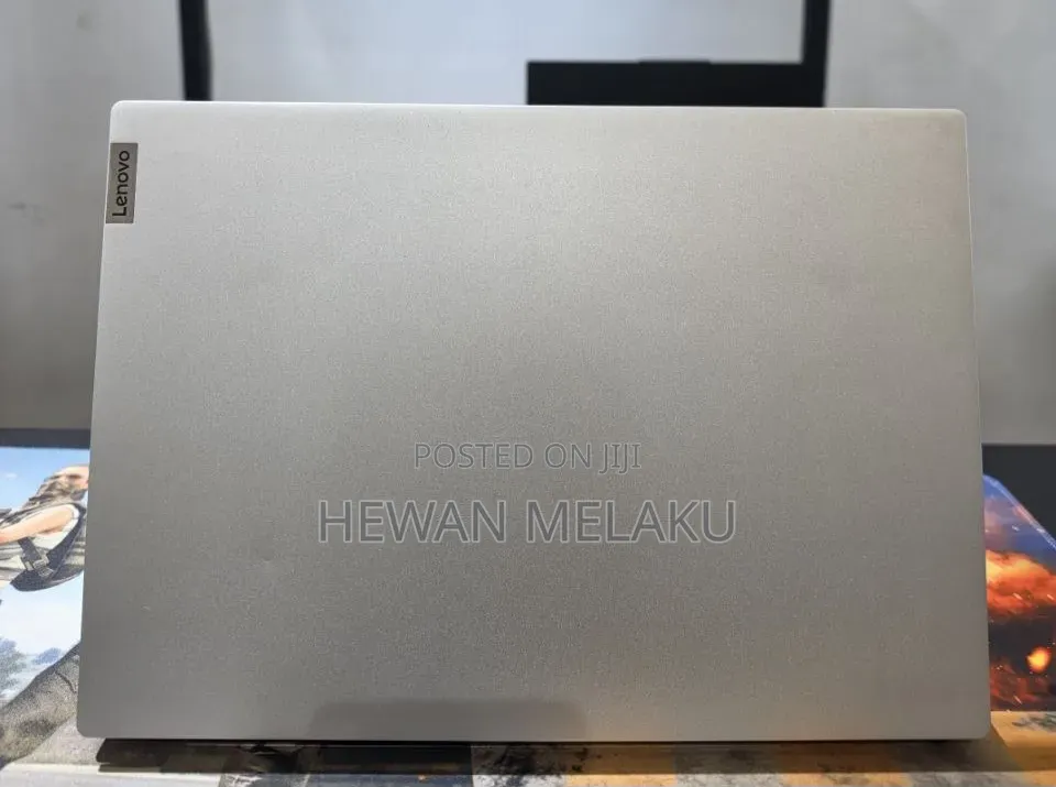 New Laptop Lenovo Ideapad 3 16GB AMD Ryzen 7 SSD 512GB