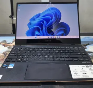 New Laptop Asus Zenbook 14 16GB Intel Core i7 SSD 512GB