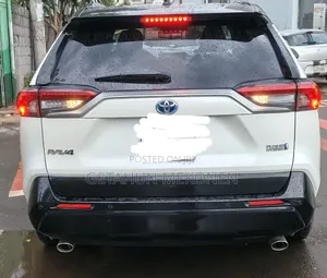 New Toyota RAV4 2024 White