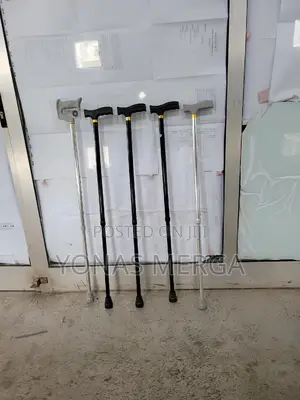 Walking stick賑些Result of Its Material,Particularly Suitable for People