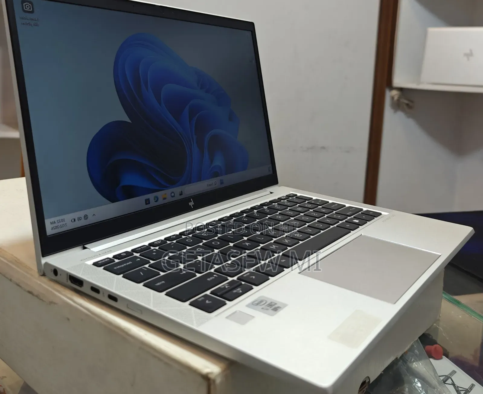 New Laptop HP EliteBook 830 G7 16GB Intel Core i7 SSD 512GB