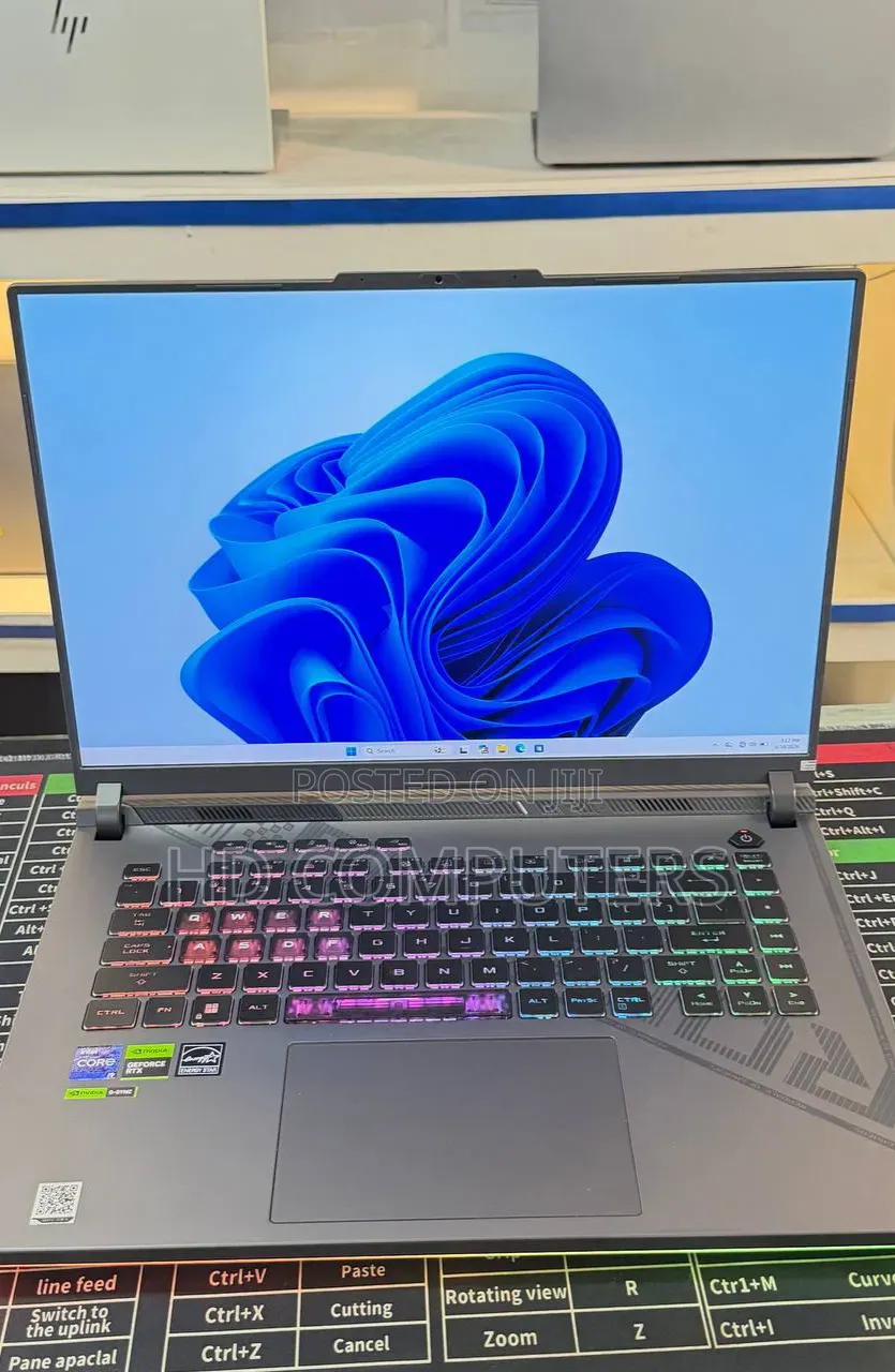 New Laptop Asus ROG Strix G16 G614 16GB Intel Core i9 SSD 1T
