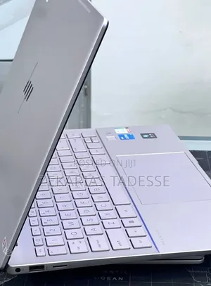 New Laptop HP Pavilion 14 16GB Intel Core i7 SSD 1T