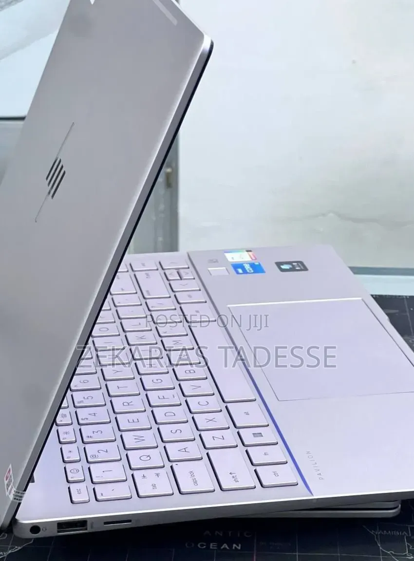 New Laptop HP Pavilion 14 16GB Intel Core i7 SSD 1T