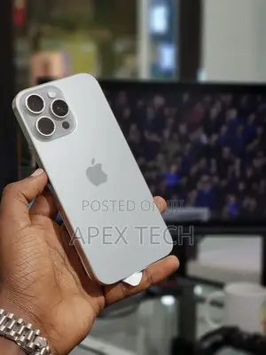 New Apple iPhone 16 Pro Max 256 GB Silver