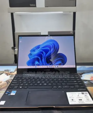 New Laptop Asus ZenBook Flip UX360UA 16GB Intel Core i7 SSD 512GB