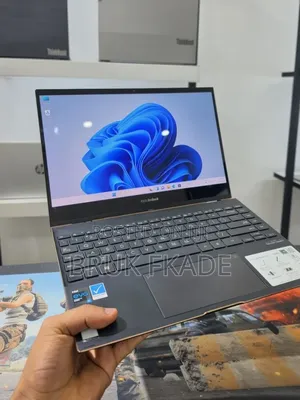 New Laptop Asus ZenBook Flip UX360UA 16GB Intel Core i7 SSD 512GB