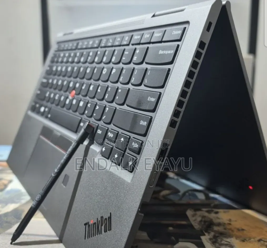 New Laptop Lenovo ThinkPad X1 Yoga 16GB Intel Core i7 SSD 512GB