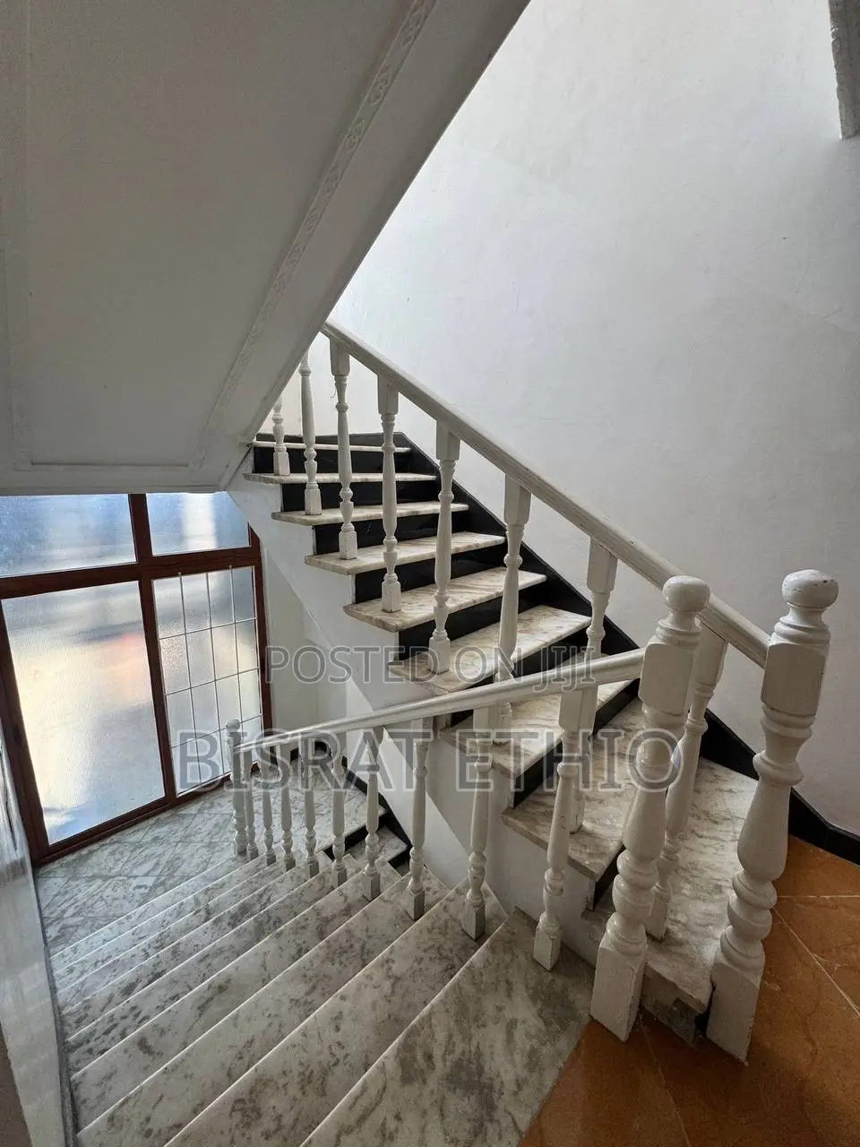 7bdrm Villa in Bole Emperial for sale