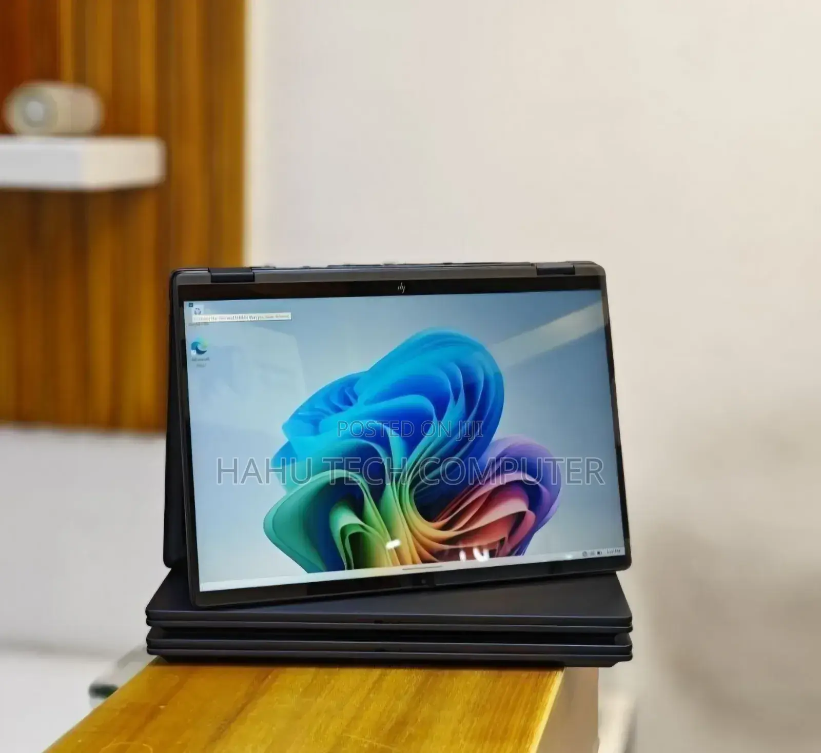 New Laptop HP OmniBook 5 Flip 16GB Intel Core Ultra 7 SSD 1T
