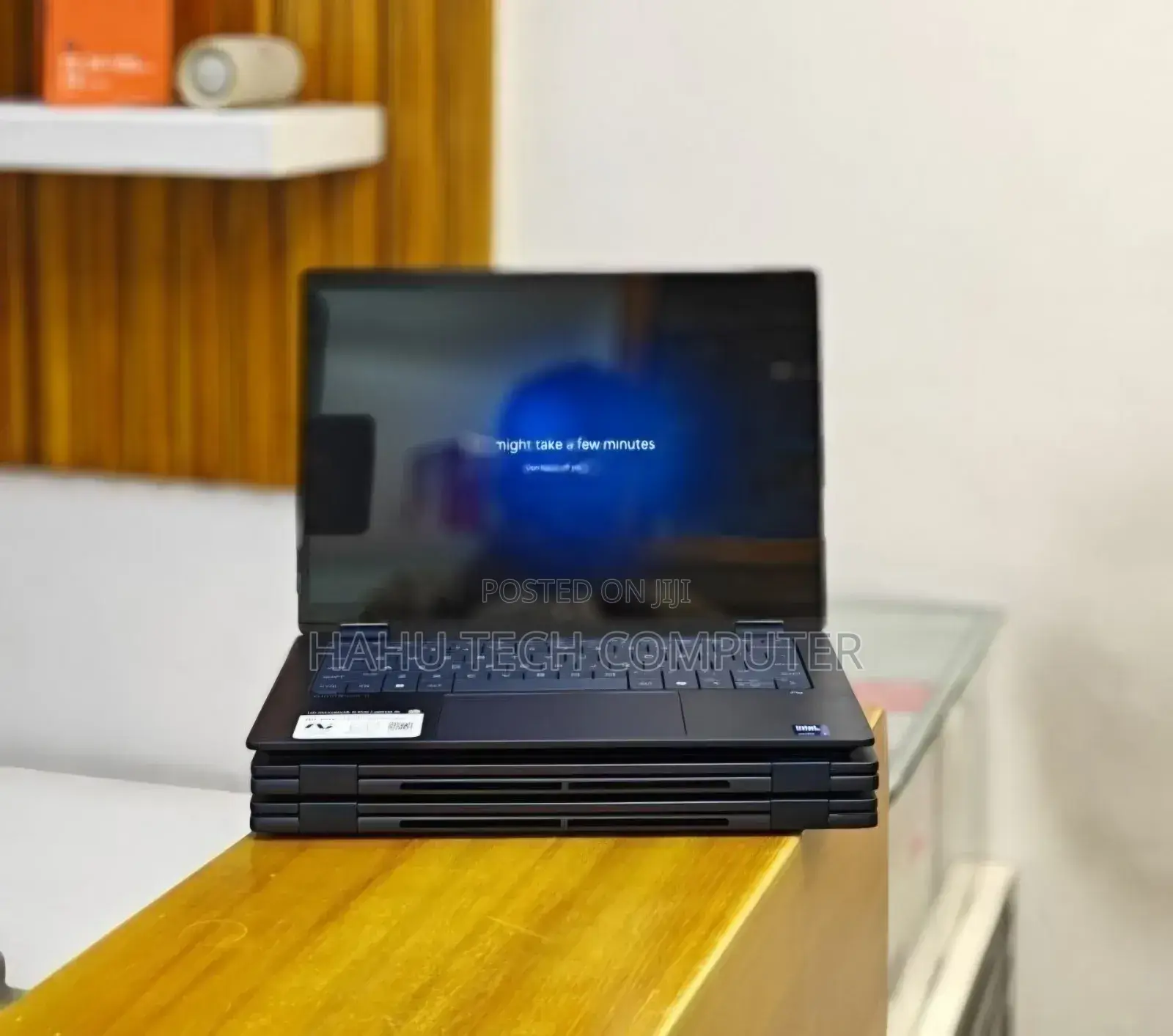 New Laptop HP OmniBook 5 Flip 16GB Intel Core Ultra 7 SSD 1T
