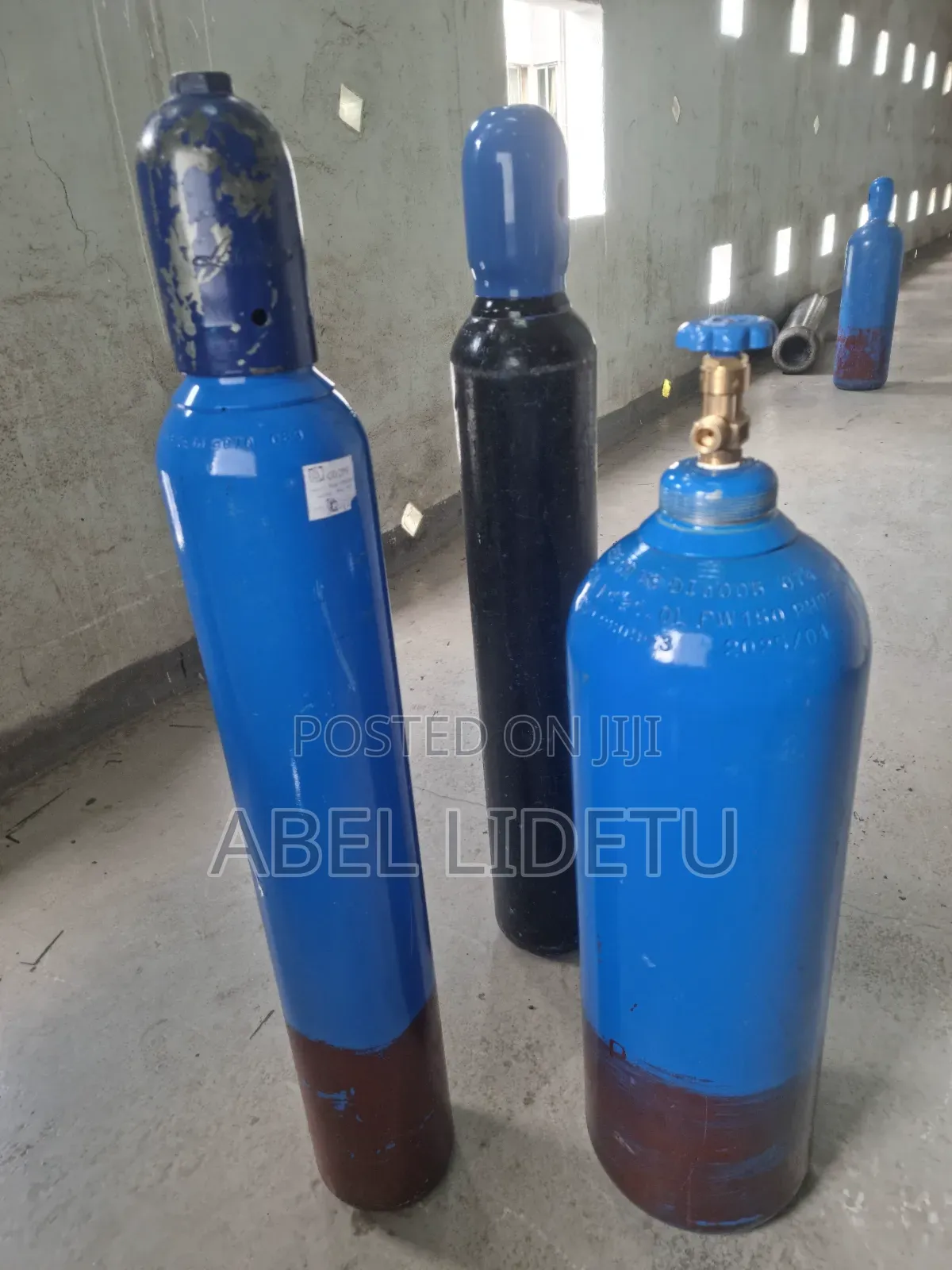 Versatile Oxygen Cylinder Suitable for Medical and Industrialoperation
