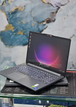 New Laptop Lenovo LOQ 15AHP10 12GB Intel Core i5 SSD 512GB