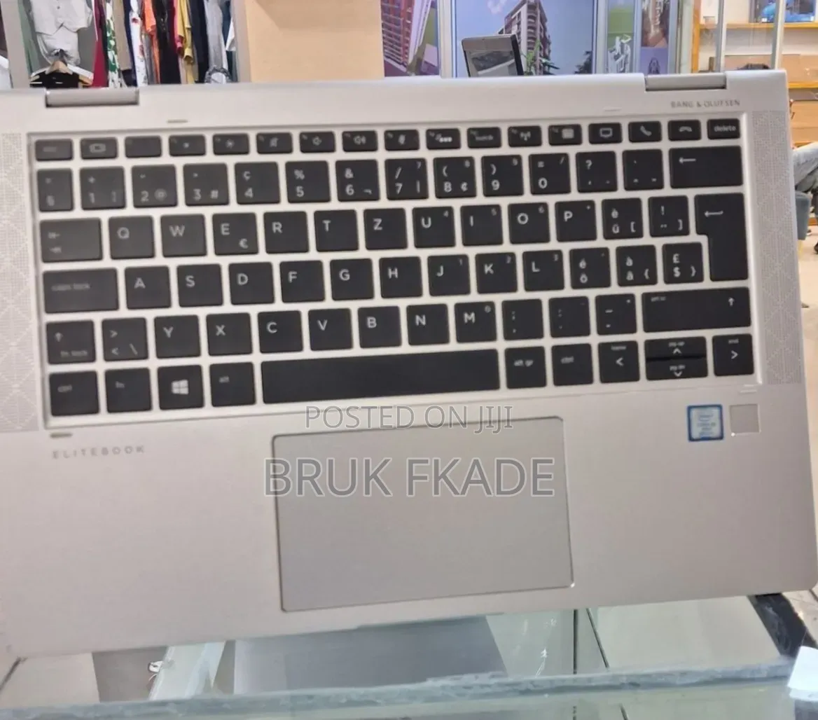 New Laptop HP EliteBook x360 1030 G4 8GB Intel Core i5 SSD 512GB