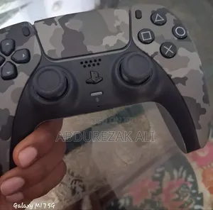 Like New Wireless Game Controller for Android, PC iPhone