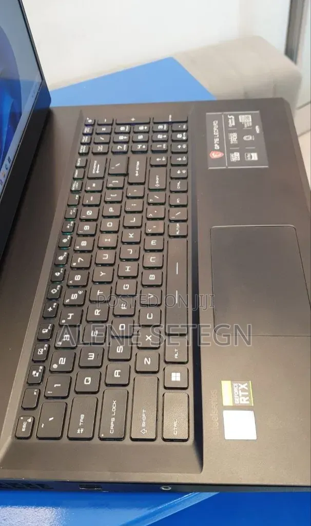 New Laptop MSI GP75 Leopard 16GB Intel Core i7 SSD 1T