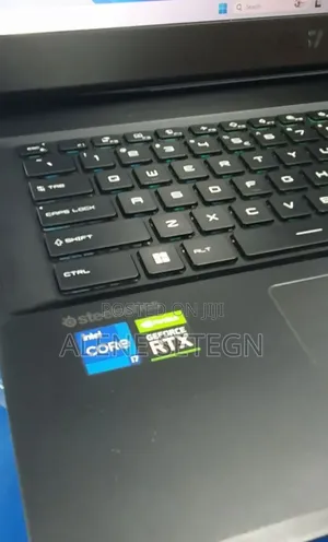 New Laptop MSI GP75 Leopard 16GB Intel Core i7 SSD 1T