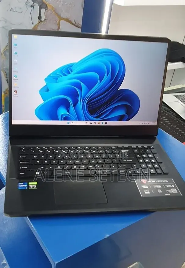New Laptop MSI GP75 Leopard 16GB Intel Core i7 SSD 1T