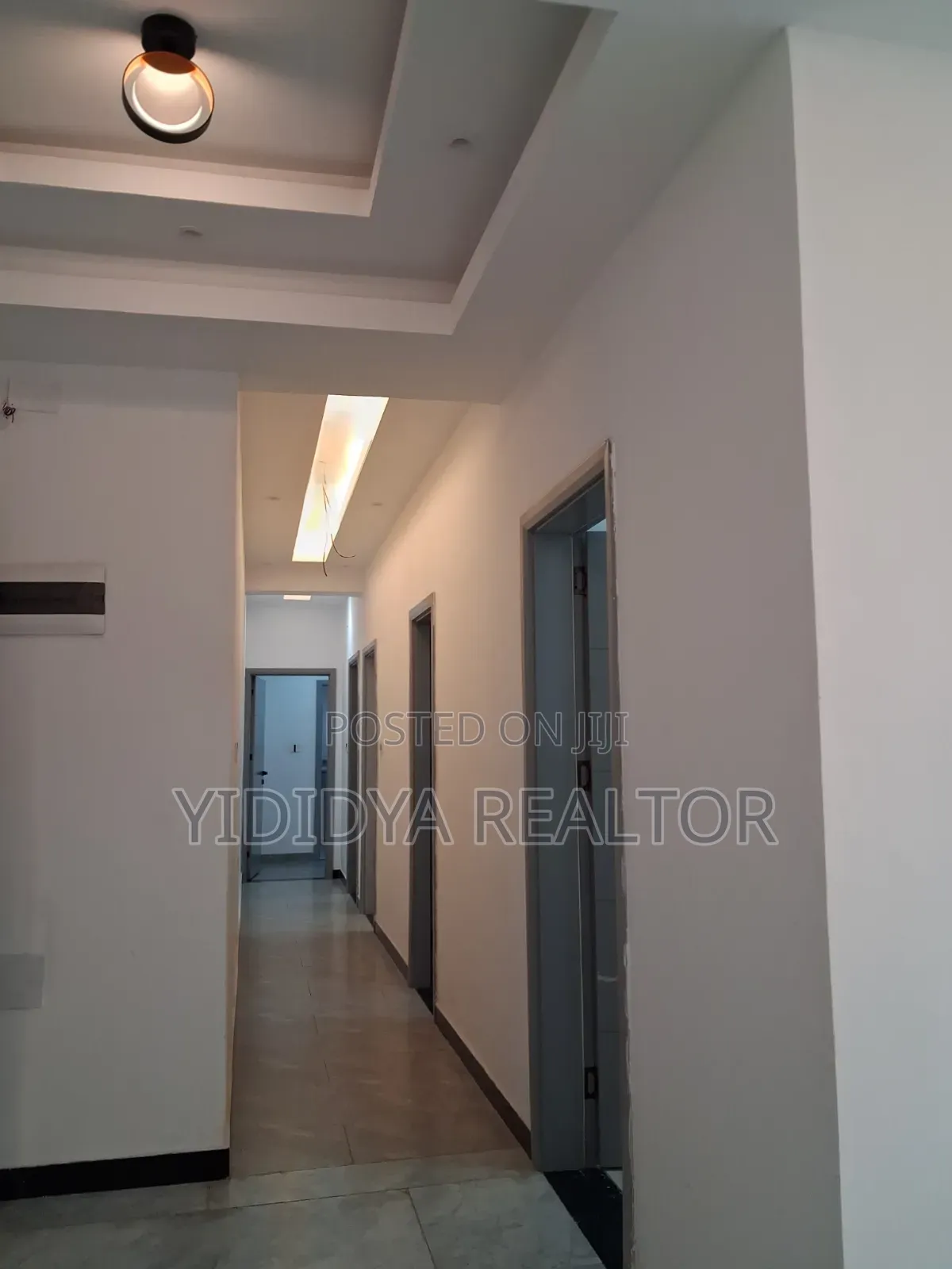 Furnished 1bdrm Apartment in ቪስኮ ሪልስቴት, Arada for sale