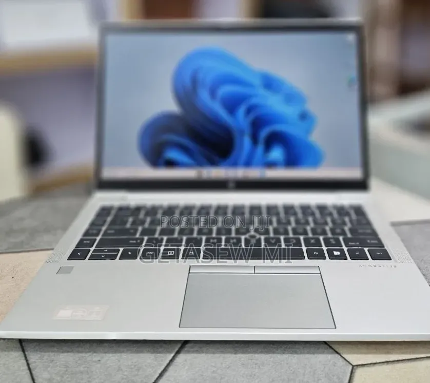 New Laptop HP EliteBook 840 G7 16GB Intel Core i7 SSD 512GB