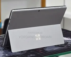 New Laptop Microsoft Surface Pro 7+ 16GB Intel Core i5 SSD 256GB