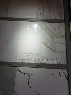 Calacatta White Quartz Slab