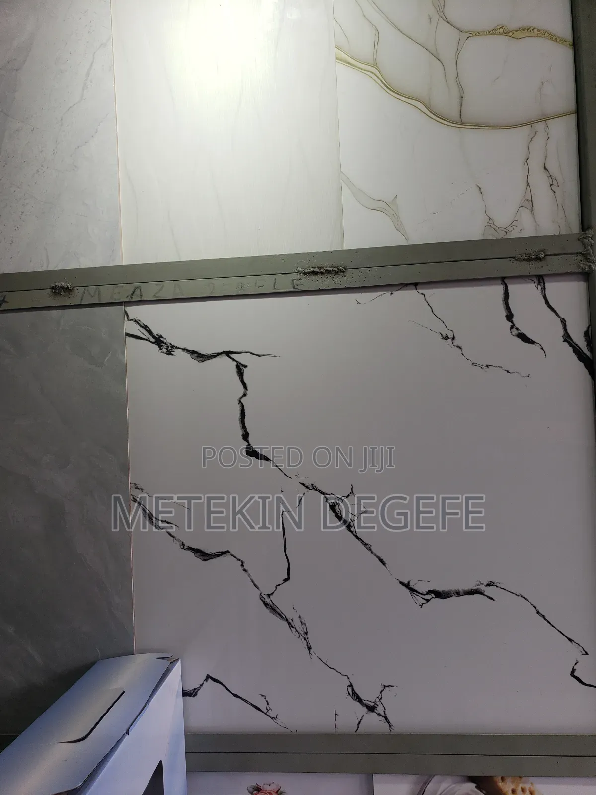 Calacatta White Quartz Slab