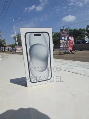 New Apple iPhone 15 128 GB Black